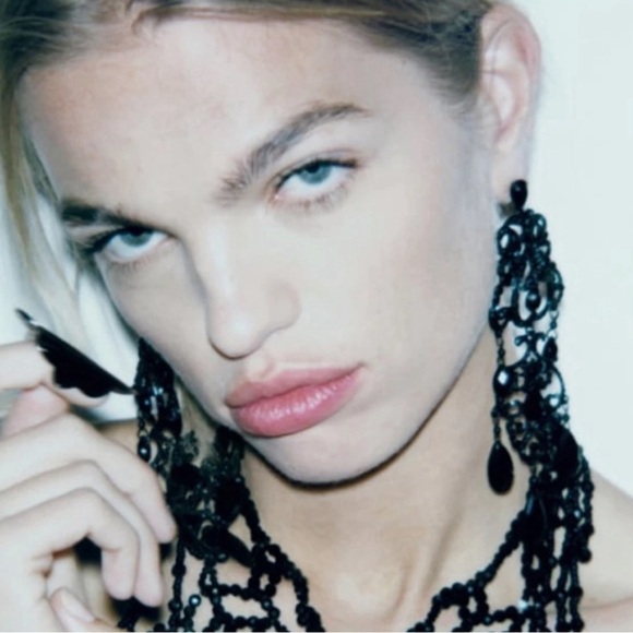 Zara Sparkly Earrings Chandelier New - Picture 1 of 5